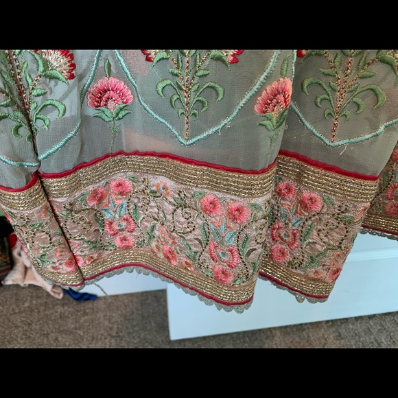 Beautiful designer’s Anarkali long Dress/gown - Picture 11 of 13